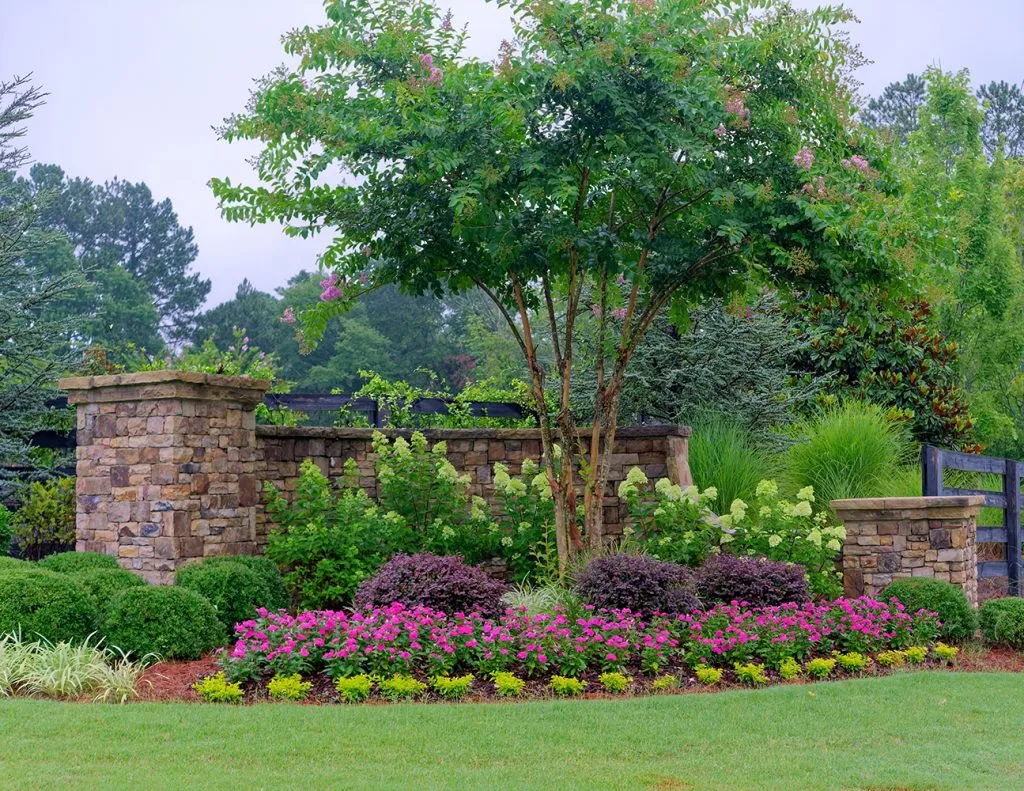 blake-hoa-mulch-01-1024x791